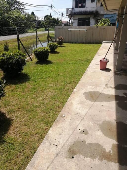 J & I Homestay Sibu Exterior photo